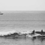Voyage Indonesie surf photo gopro voyage indonesie lombok bali surf trip nusa lembogan archipel indonesien surfeur uluwatu amed kuta lombok balinais ile des dieux mont agung plage playground sable blanc clement philippon photographe bordeaux