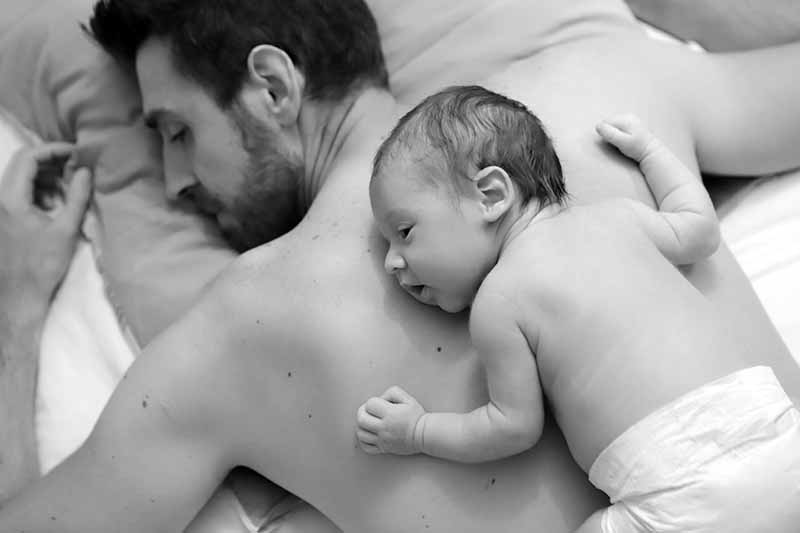 Photographe naissance famille bébé